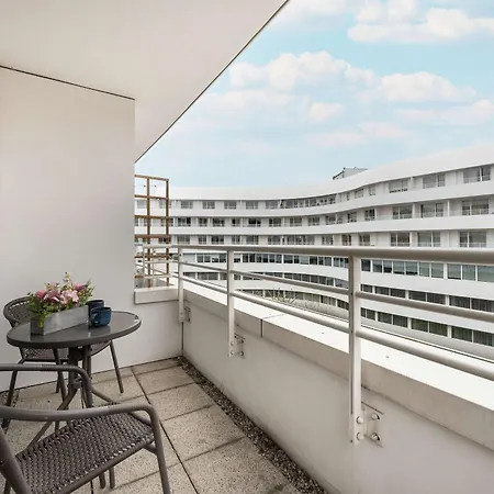 아파트 Tasteful In Close To Market By Renters