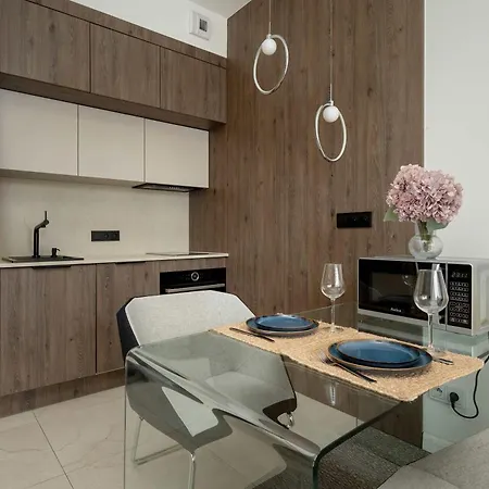 아파트 Tasteful In Close To Market By Renters